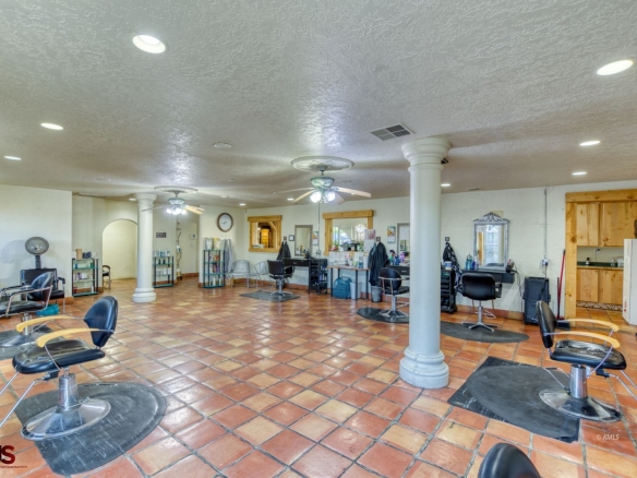 La Bella Salon For Sale