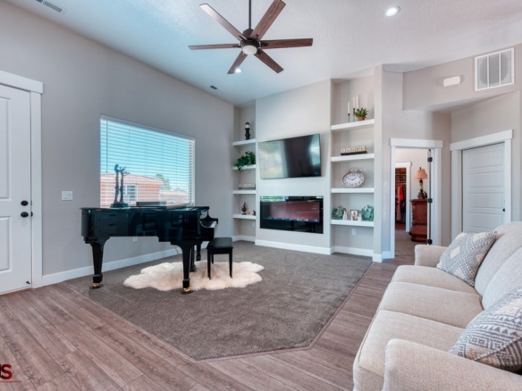 1 of 27 - 1825 S Powell Drive, Kanab, UT