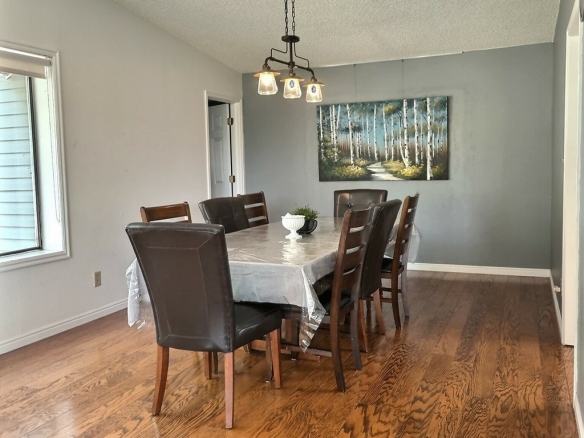 1 of 35 - 584 W Powell Dr, Kanab, UT