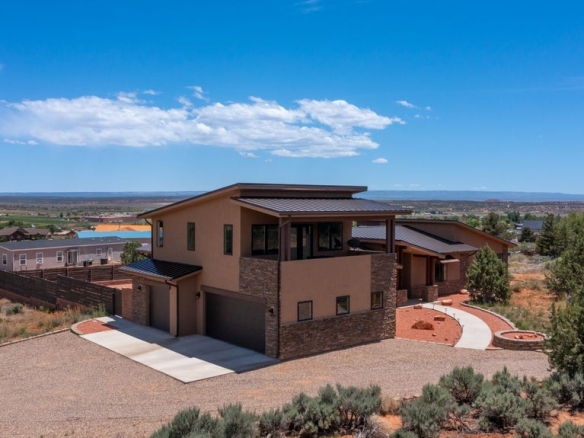 1 of 29 - 705 W Kane, Kanab, UT