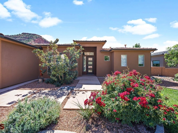 1 of 34 - 452 E El Valle Dr, Kanab, UT