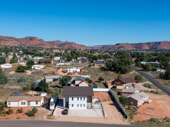 1 of 31 - 634 W Navajo Dr, Kanab, UT