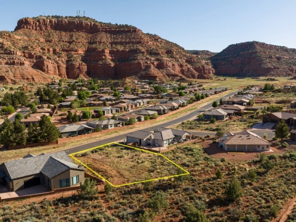1 of 26 - 444 E Ladera Ln, Kanab, UT