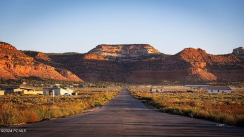 1 of 2 - Peaceful Circle, Kanab, UT