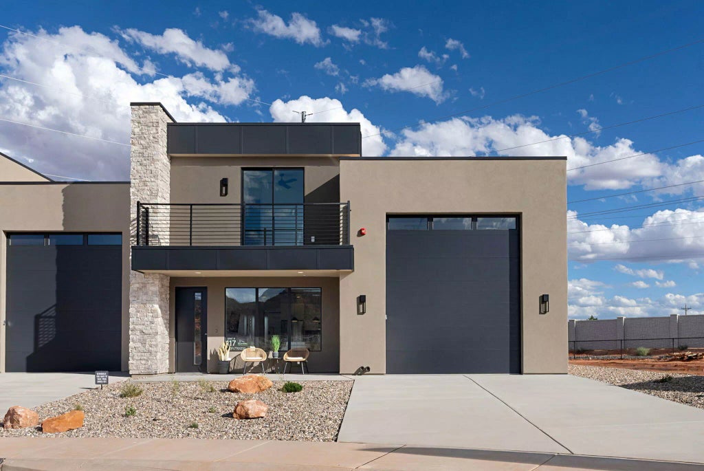 1 of 62 - 400 S Moki Dr I-1, Kanab, UT