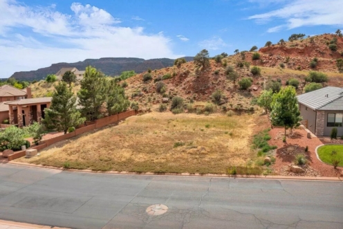 1 of 17 - 410 W Los Barancos Ln, Kanab, UT