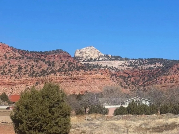 1 of 6 - 4664 Grande Vermilion Ave, Kanab, UT