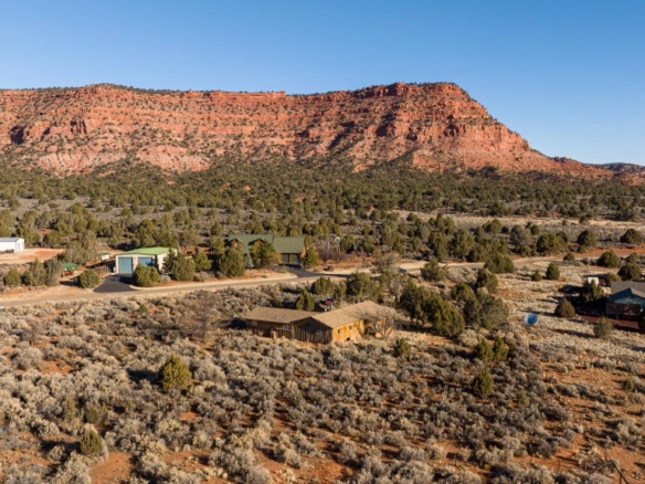 1 of 27 - 6026 E Zion Rd 7, Kanab, UT