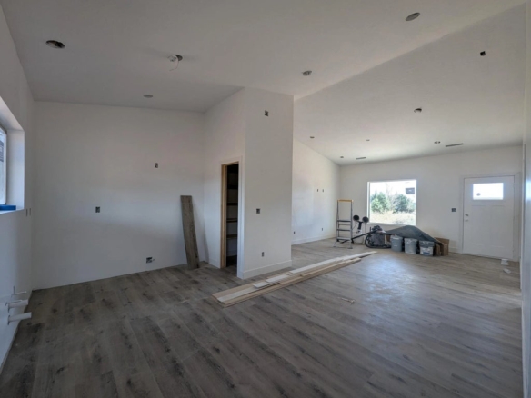 1 of 17 - 466 W Aspen Dr, Kanab, UT